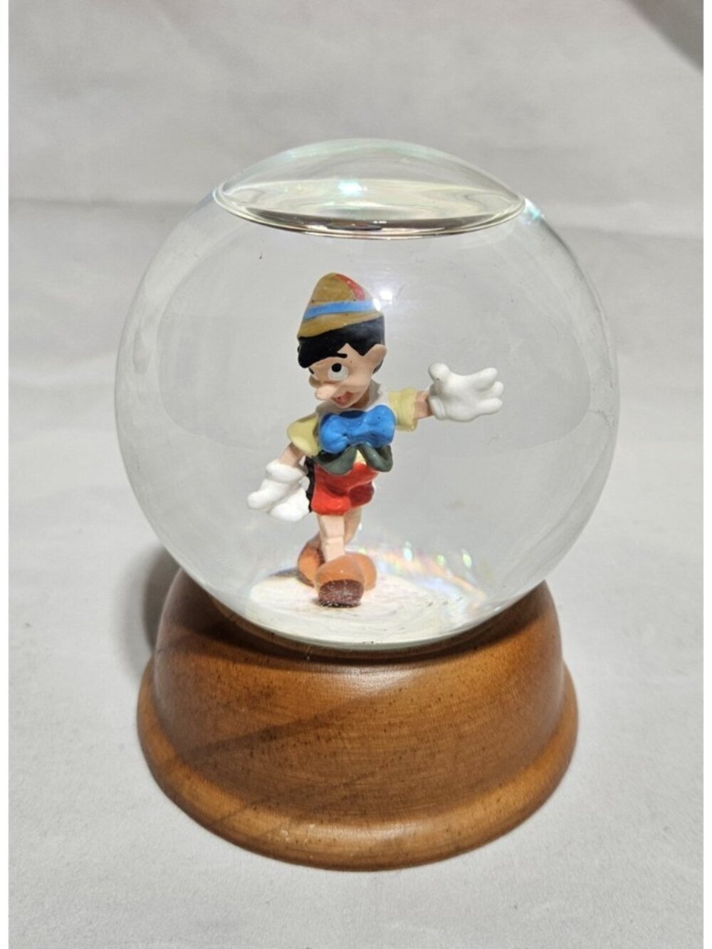 Disney Pinocchio Crystal Snow Globe Vintage New England Collectors Society 4"
